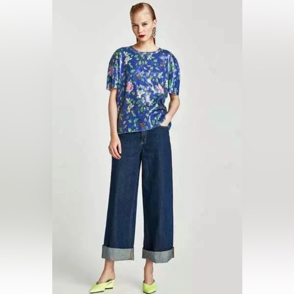 NWOT Zara Trafaluc Floral Sequin Top - - Picture 1 of 7